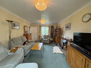 lounge- click for photo gallery